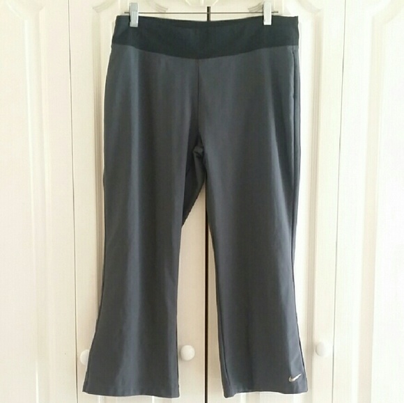 NIKE DRI-FIT L CROPPED ACTIVE PANTS GYM WORKOUT