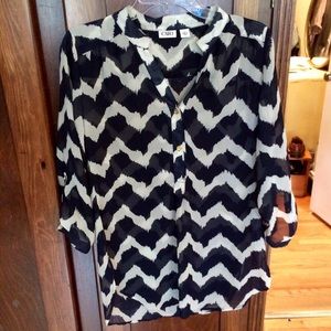 Chiffon chevron pullover blouse - SEE IN BUNDLE!