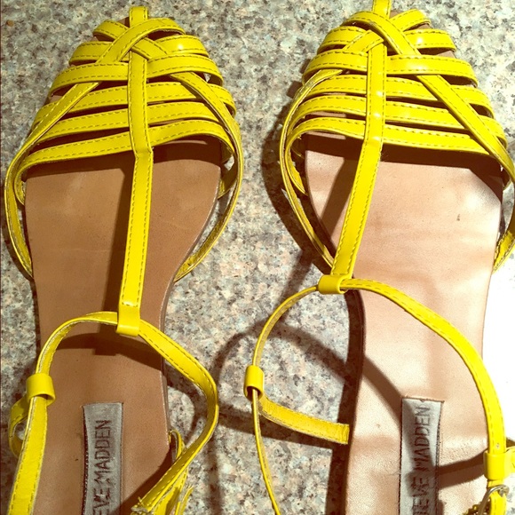 Super cute sandals!