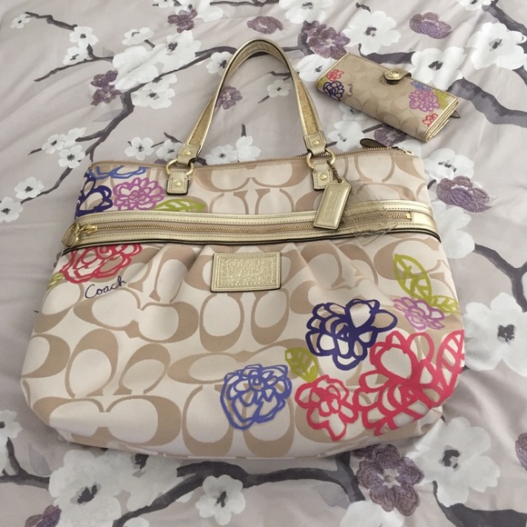 Coach Poppy Collection