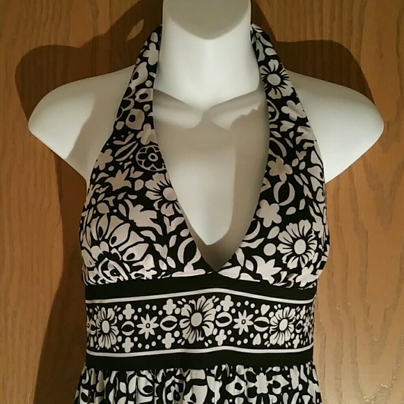 Black and white halter dress - Picture 3 of 3