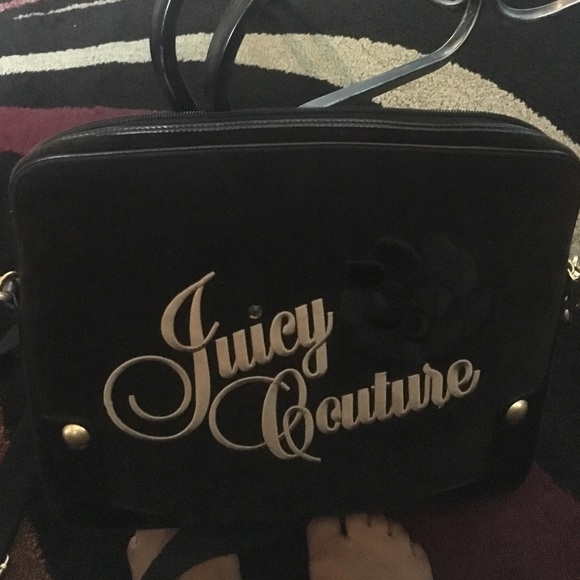 Juicy couture lap top case (SALE)🚨🚨🚨