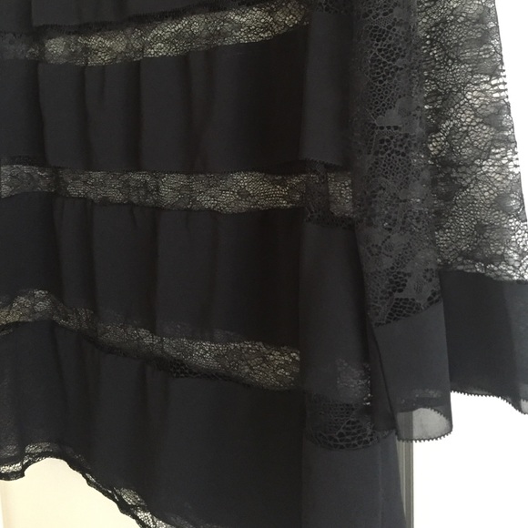 Ann Taylor Black Lace L/S Top - Picture 2 of 4