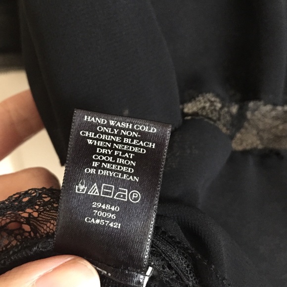 Ann Taylor Black Lace L/S Top - Picture 4 of 4