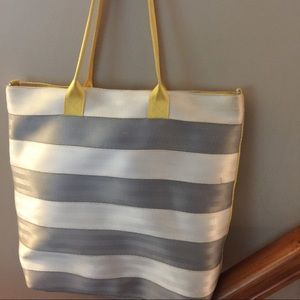 Harvey's Seatbelt Bag tote