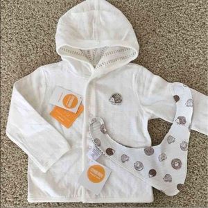 Gymboree 6-12M hedgehog outfit