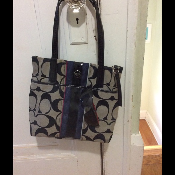 AUTHENTIC COACH TOTE