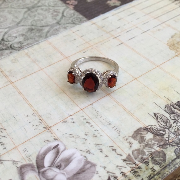 🆕Garnet + White Sapphire • .925 Sterling Ring