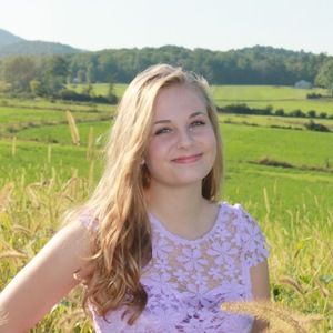 Meet your Posher, Alicia