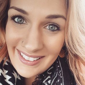 Meet your Posher, Mikayla