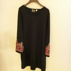 Bob Macke wearable art top