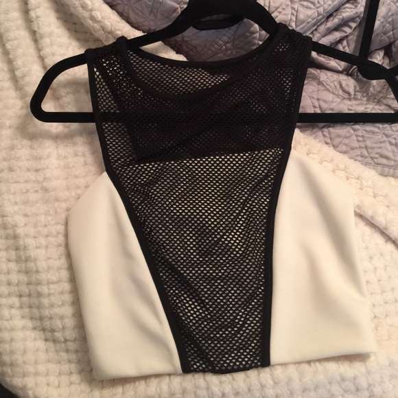 Express crop top