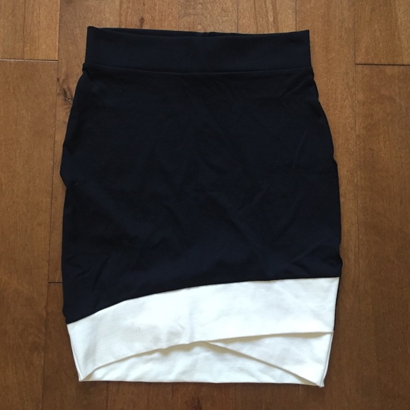 bebe Dresses & Skirts - Hi-Lo Front Hem Wrap Skirt