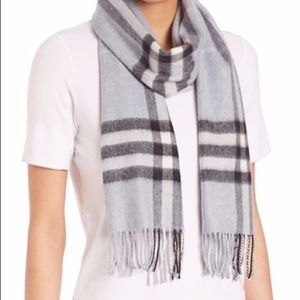 ❌SOLD❌ Burberry London Blue Checkered Scarf