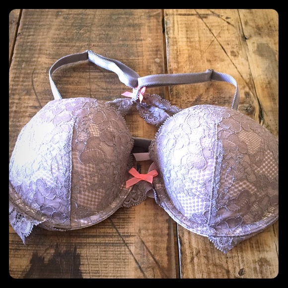 Victoria's Secret Cross back Lace Bra