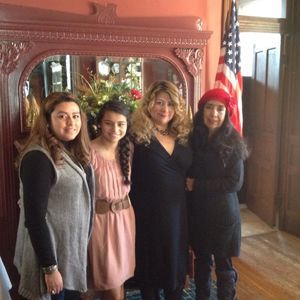 Meet your Posher, Maxwell