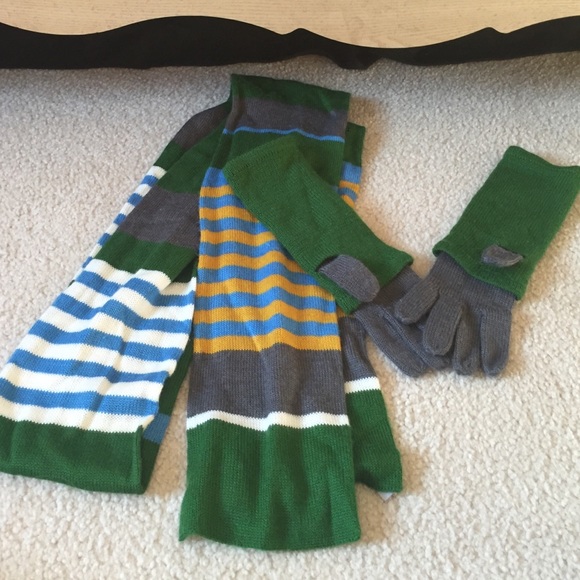 Charter Club long scarf and 2 part gloves