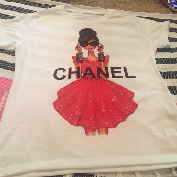 Chanel T-shirt