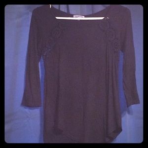 Black quarter length shirt