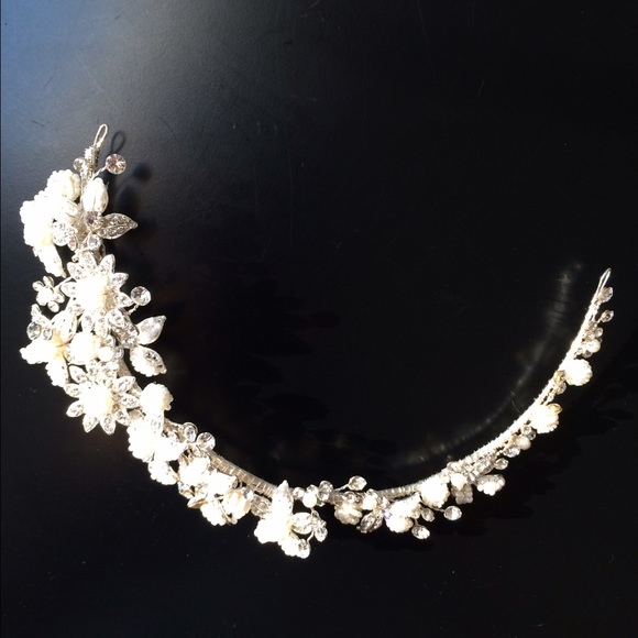 Bridal headpiece