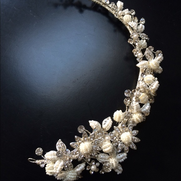Bridal headpiece