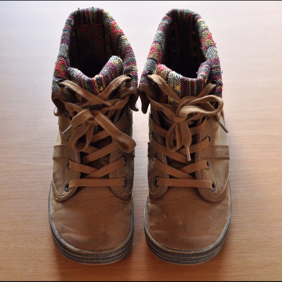 Blowfish Booties