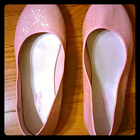 Pink flats