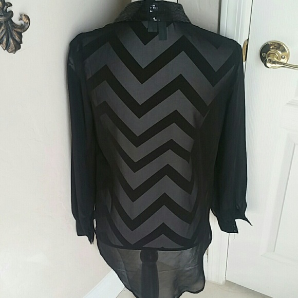 SALE! Black Sequin Collar High/Lo Top NWOT - Picture 4 of 4