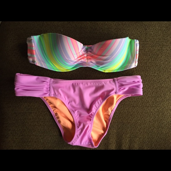 SALE‼️VS Flirt Bandeau with Knockout Bottoms