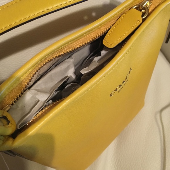 Brand new sunflower coach purse - Picture 2 of 4