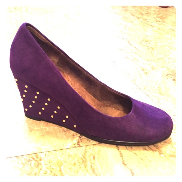 Purple suede Aerosoles gold-studded wedges