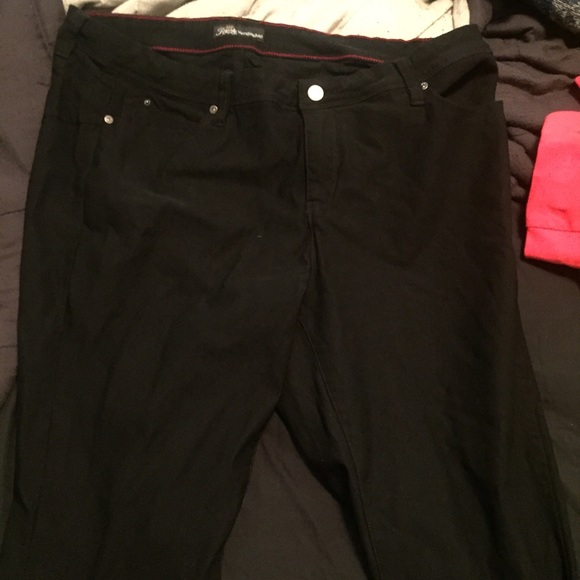 Black Skinny Jeans