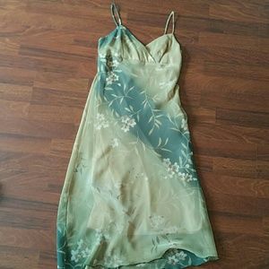 Floral printed dress.