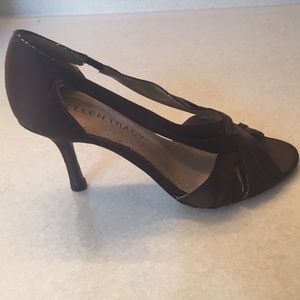 Gently used, chocolate brown heels
