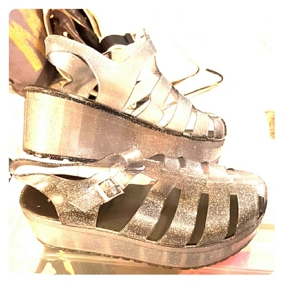 Shoes/ j̫e̫l̫l̫i̫e̫s̫