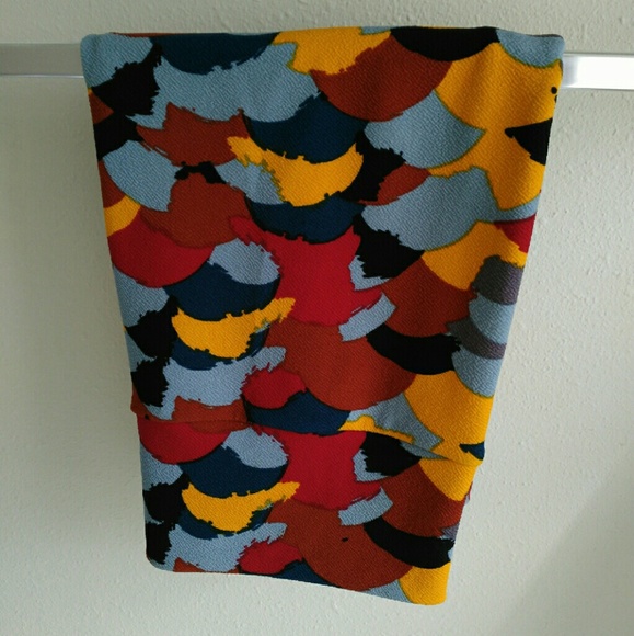 Lularoe Cassie. Size L. EUC