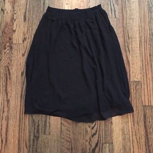 Forever 21 black chiffon knee length skirt