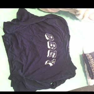 Obey shirt worn very few in great condition