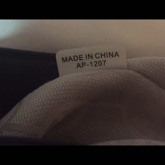 Michael Kors Hamilton Bag - Picture 2 of 4