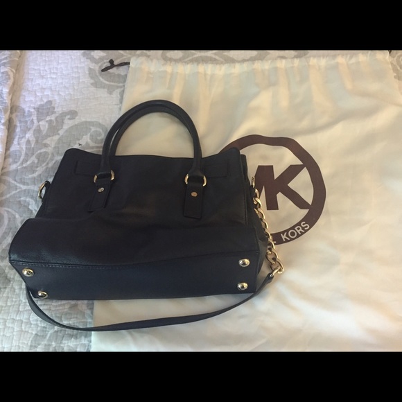 Michael Kors Hamilton Bag - Picture 3 of 4