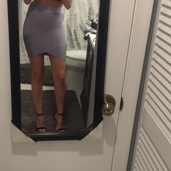 Bandage Skirt BCBG LOOKALIKE Size M (fits  25/26)