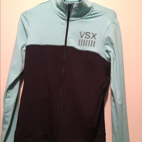 VS sports zip up