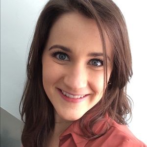 Meet your Posher, Carolyn