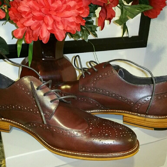 *****SOLD**** Burgundy with brown shoe - Picture 1 of 1