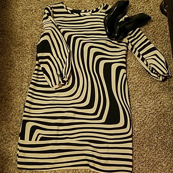 Beautiful Black and creme dress
