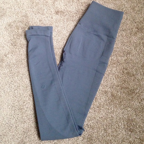 Lulu lemon grey athletic leggings