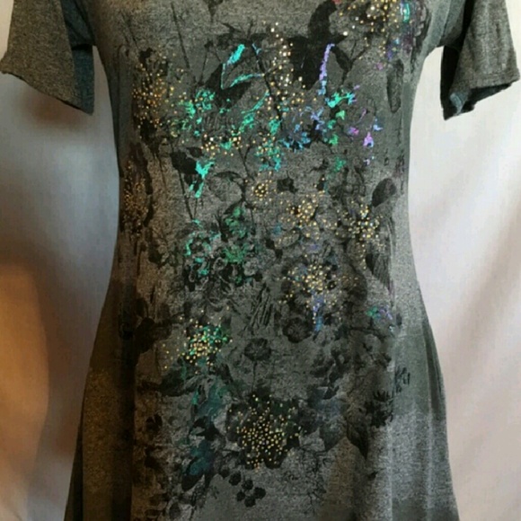 🌹SOLD🌹...Reposh....Miss Me Cold Shoulder Top - Picture 2 of 4