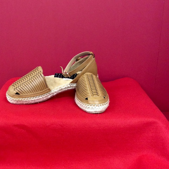 NWT! Dolce Vita Espadrilles - Picture 3 of 4