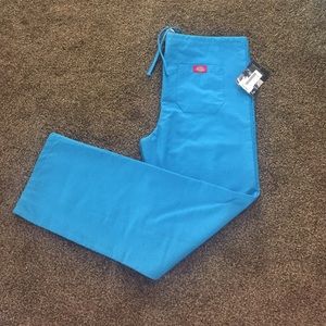 ❌SOLD❌ NWT Dickies medical uniform