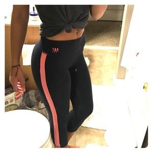 Abercrombie and Fitch yoga capris